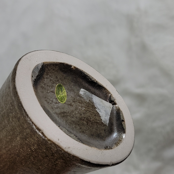 Teal and Light Brown Vase with Shell - Picture 4 of 4